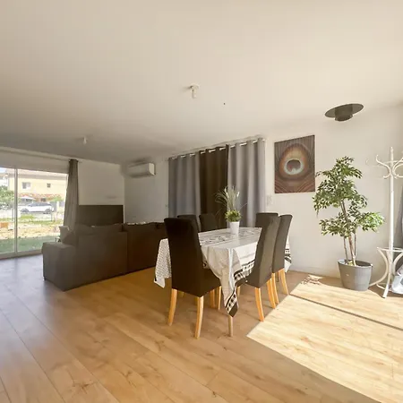 Pensión Maison C 3*