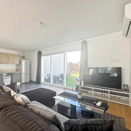 Maison C Pensión 3*